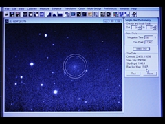 V-fotometri av komet 29P/Schwassmann-Wachmann i Leo, med ST-6  CCD, 3. mars 2010:  mag 11.6. 10 tommer Newton, f/6. Foto og analyse: B. Granslo og R. Skartlien